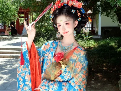 这个妆造真的美到我心坎里了～