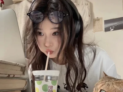 真人女头第一弹