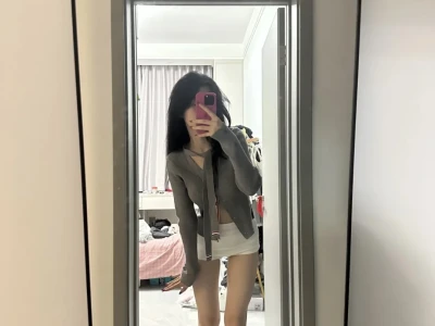 容颜灼灼似桃花,一瞥惊鸿应见画 #身材