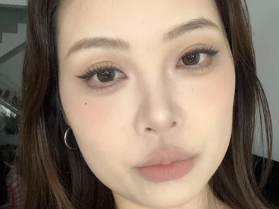 方圆脸果然越素越好看