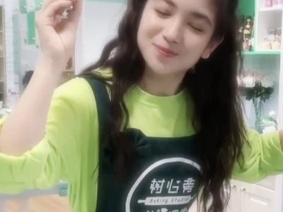 代露娃早期也太萌了吧