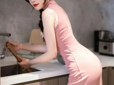 家里有个黑丝厨娘,你们几点回家