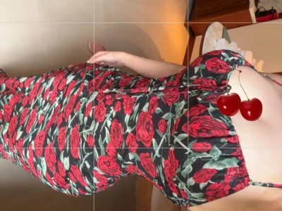 健身女当然是要配包臀裙