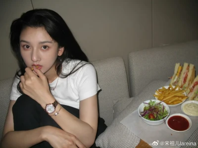 被此女美晕