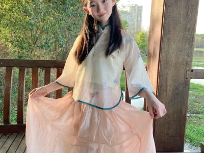 是谁家的大小姐跑出来啦❓