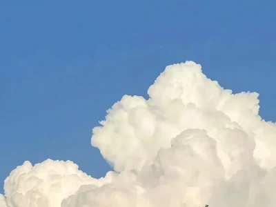 能看云朵的天气，好幸福呀☁️