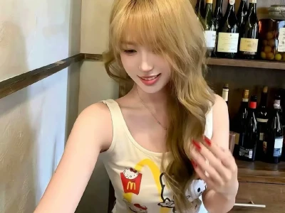 一眼吸睛的绝美气质女头