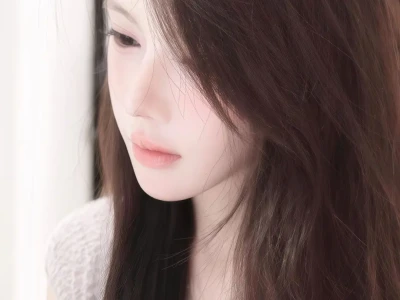 𝙒𝙚𝘾𝙝𝙖𝙩清纯钓系女头