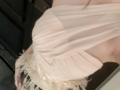 每天都想穿新裙子🥰