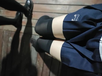✨ 这条过膝袜,穿上秒变腿精!💖