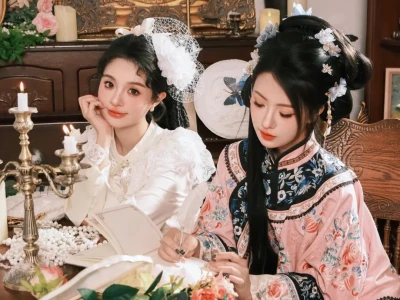 超绝宿命感闺蜜写真📷清汉女和留洋大小姐