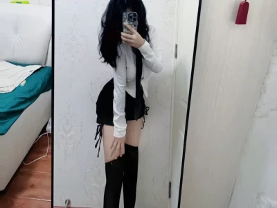白月光的制服穿搭来了！！