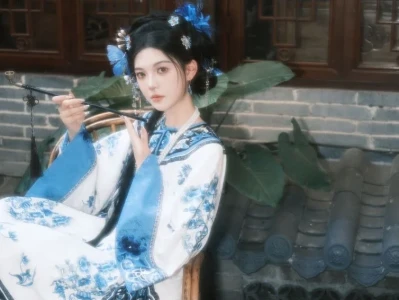 那天 我们拍了人生中第一张合照