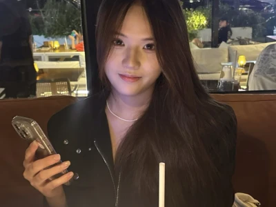 想问一下,长成这样算小美吗