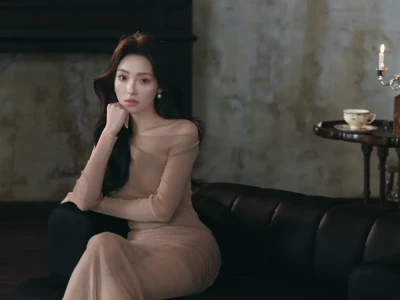 小时候羡慕的漂亮姐姐🤎优雅女人味儿写真