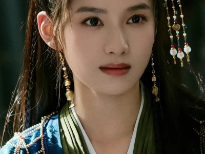 张婧仪壁纸:古装造型超美~