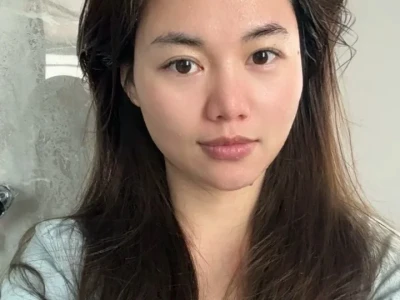 妈生好皮肤，素颜届的扛把子。
