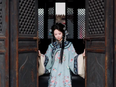 谁说清汉女只有悲情 ?