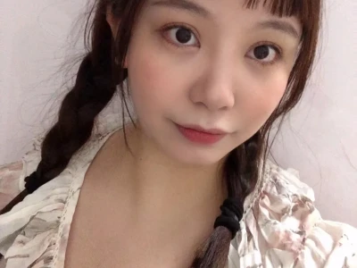 5年前长得^_^这样的时候