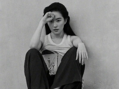 一种野性的性感,有所附着的美才是美