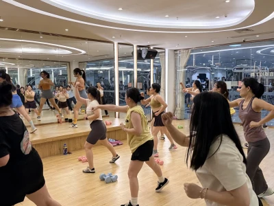 女生跳团操可以瘦多少
