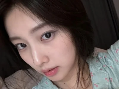 太喜欢这种素颜也白白嫩嫩的美女啦！！