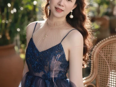 45岁的老阿姨,岁月馈赠带来的女人味
