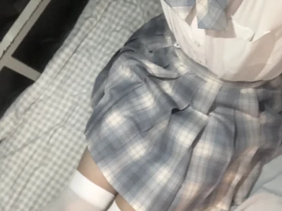 白袜也挺好看的