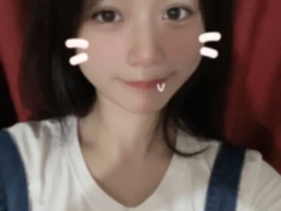 感觉自己的脸好圆啊。