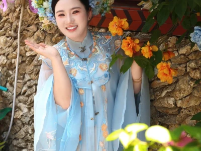 啊啊啊她美到我心里啦~