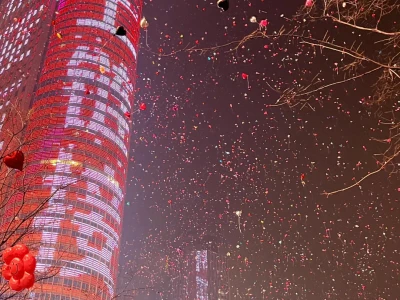18张 最后一页幸福过年氛围感拉满了