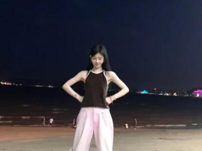 依旧是那个小美女～