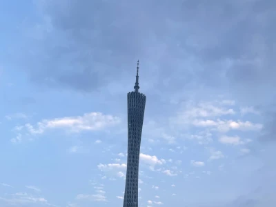 广外的瓜，微信名叫夜阑如歌。