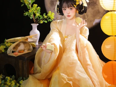 兔兔祝你中秋节快乐呦～