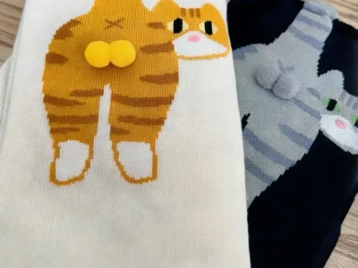 这袜子也太沙雕了吧！穿出门直接被要链接！🐾