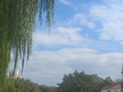 今日天空 🚴☀️