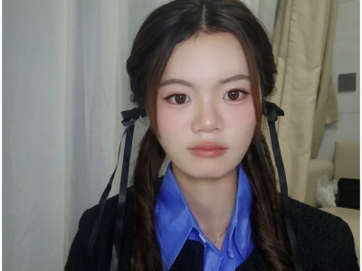 画了个妆去见crush,给他整自卑了