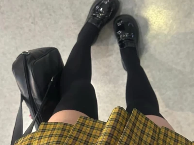 过膝jk?难道不是你喜欢的吗
