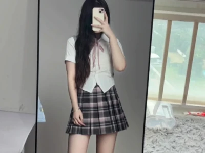 168/100 这套好显瘦 还得是jk！