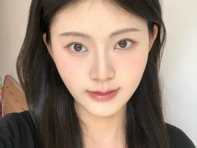 原来坚持化妆真的可以变漂亮啊!!!