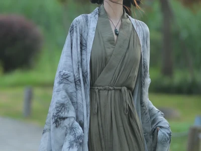 “花开花落花满天”的下一句是？？