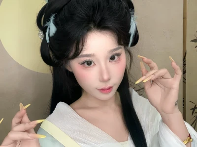 心动无数次的清冷感汉服