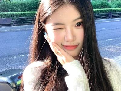 这算……浓颜系美女吗……