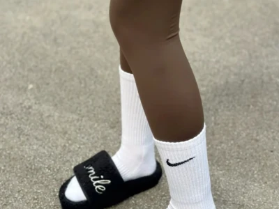 OOTD | nike长筒袜配拖鞋肯豆穿搭绝绝子