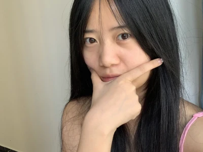 素颜这样丑吗,算得上小美吗