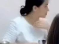 我四十多岁能有我妈一半美我也认了