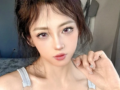 我本来是大美女!我自信的展现这非凡的美貌