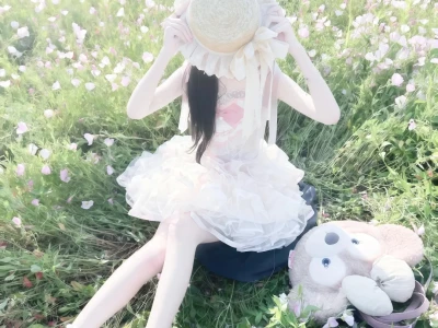 氛围感一组两张分享 喵喵 甜美头像