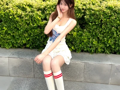 172cm 49kg 甜妹