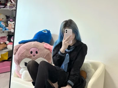 今天的反差色是蓝色的！！！
